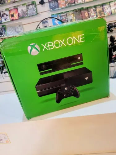 Xbox One semi novo