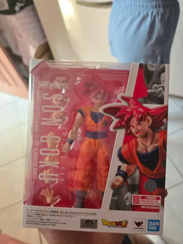 Goku God SH Figuarts