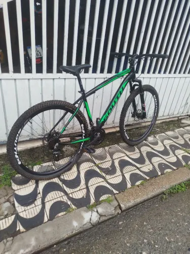 Bicicleta aro 29 comprei e não usei está disponível *