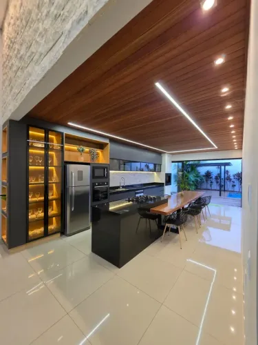 Excelente casa de alto padrão com 3 suítes no Residencial Humaitá Goiânia/GO