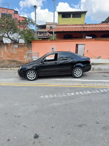 Volkswagen Polo Sedan 1.6 MI 101cv 8V 4P 2004