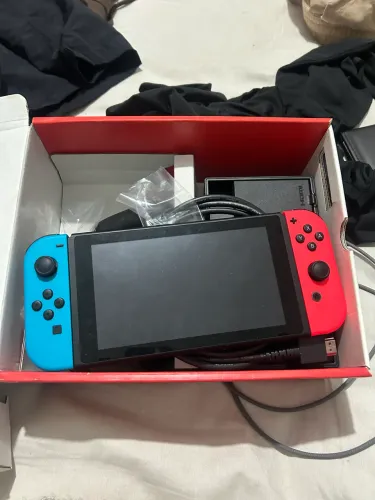 Nintendo Switch V2