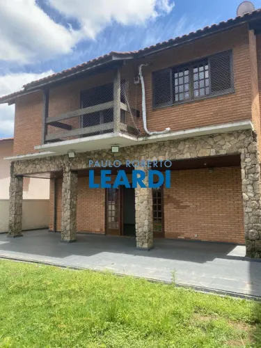 CASA EM CONDOMÍNIO - ALPHAVILLE 3 - SP