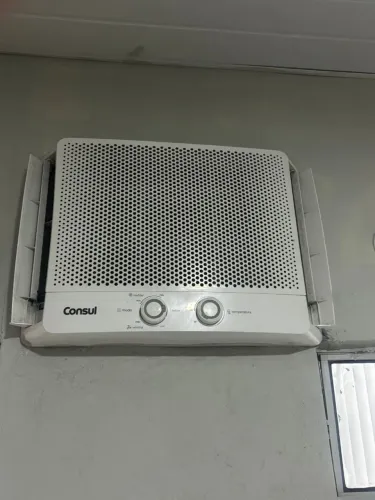 Ar condicionado de janela