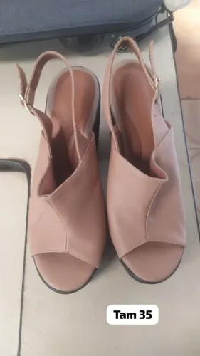 sandalia, tamanho 35