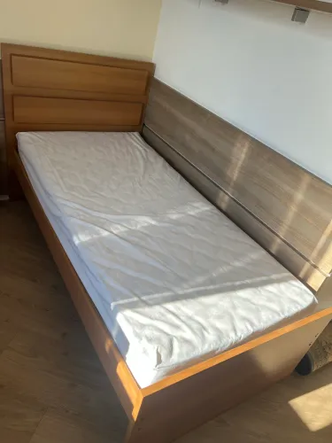 Cama de solteiro com colchão novo sem uso