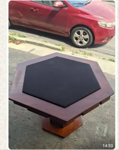 Mesa de baralho bola branca semi nova