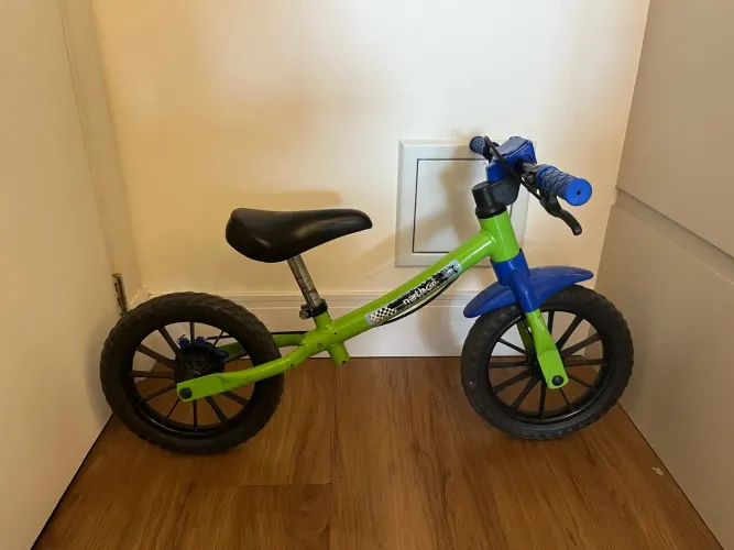 Bicicleta de equilíbrio