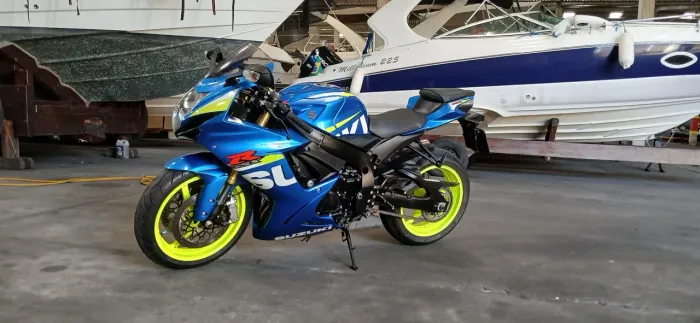 Suzuki GSX750 R 2016 GP novíssima