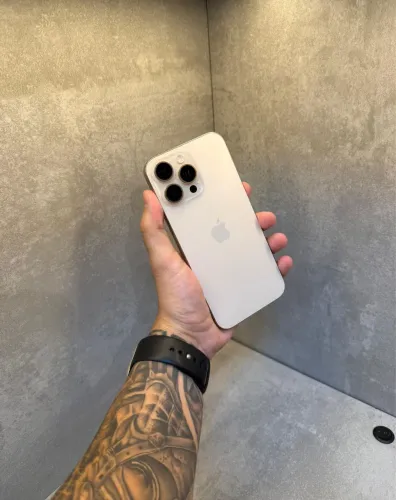 IPHONE 16 PRO/PRO MAX DISPONIVEL