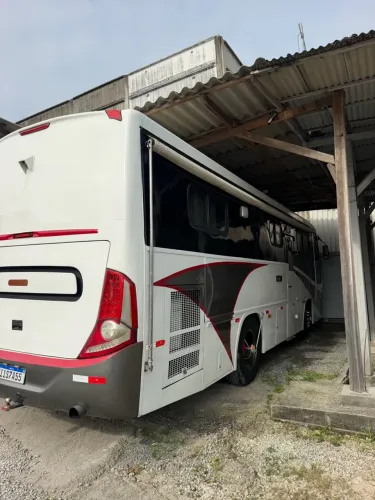 Motohome trabalhado por dentro