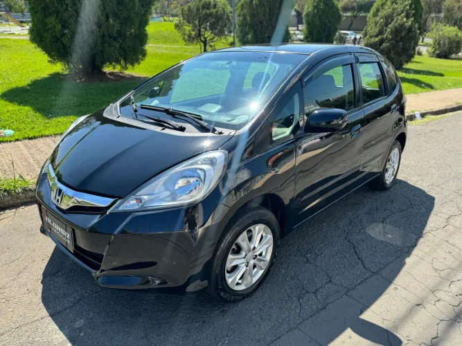 Honda Fit LX 1.4/ 1.4 Flex 8v/16v 5P Aut. 2013