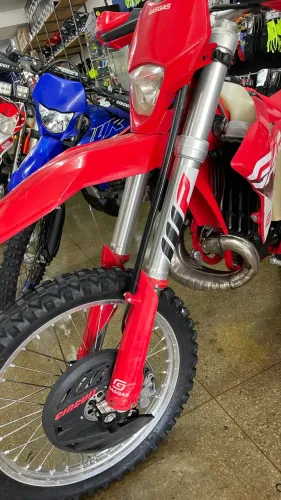 250EC 2T muito nova !