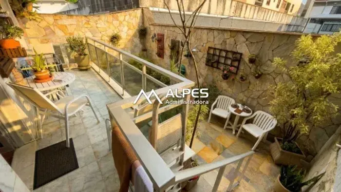 Imóvel para venda com 93 metros quadrados com 2 quartos em Alto - Teresópolis - RJ