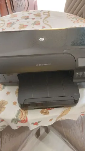 Impressora HP 8100 com defeito