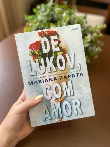 Livro: De Lukov, Com Amor - Mariana Zapata