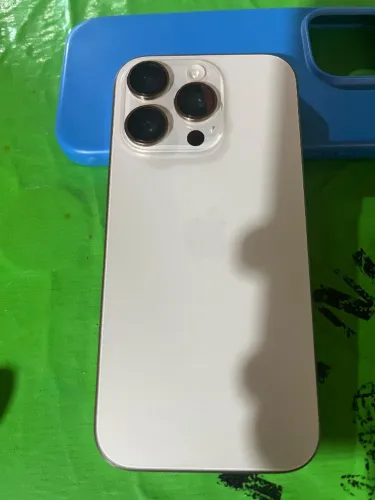 iPhone 16 Pro 