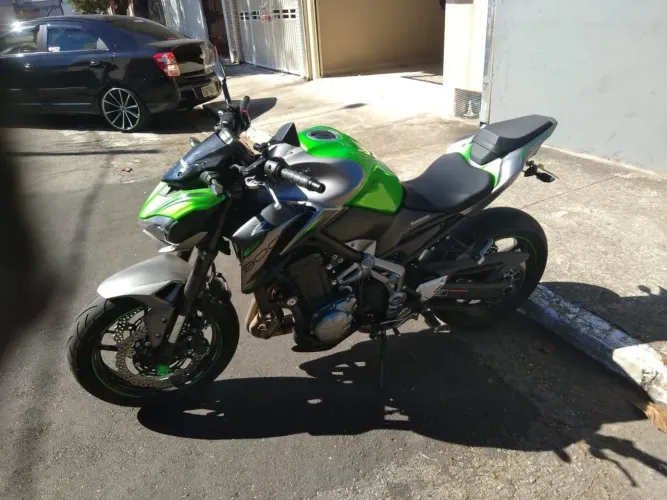 KAWASAKI Z 900 VERDE 2019  CONSERVADA