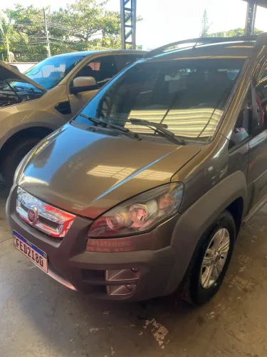 Fiat Idea Adv./ Adv.lock.dualogic 1.8 Flex 5P 2015