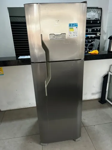 Geladeira Electrolux frost free inox 110v