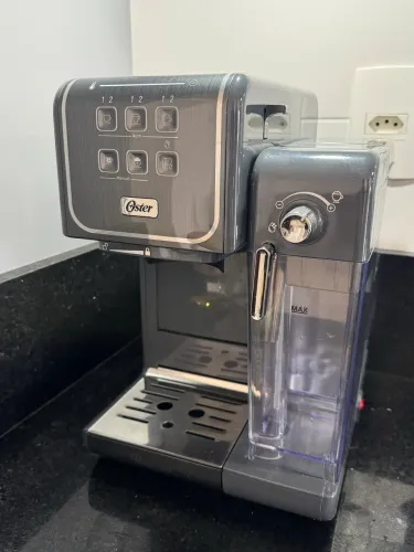 Cafeteira Oster PrimaLatte