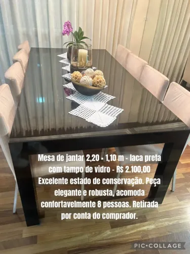 Mesa em laca preta