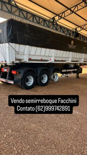 Carreta graneleira Fachinni 21/22