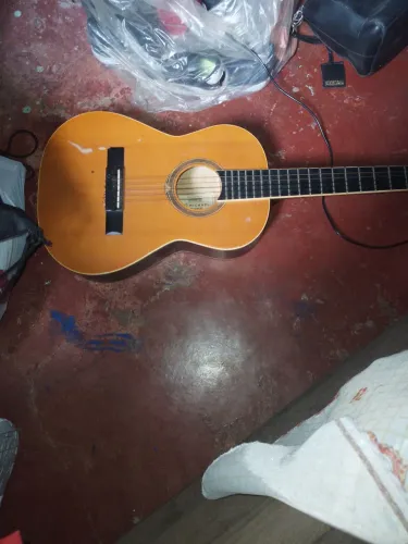 Violão acustico infantil pra iniciante.