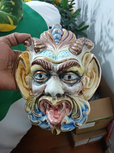 Máscara de Porcelana