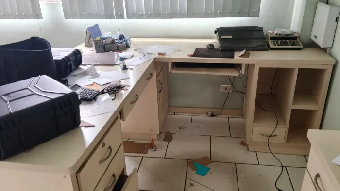 Mesa de escritorio grande