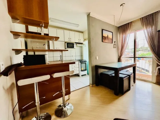 APARTAMENTO REFORMADO HÁ 800 METROS DO SHOPPING INTERLAGOS!