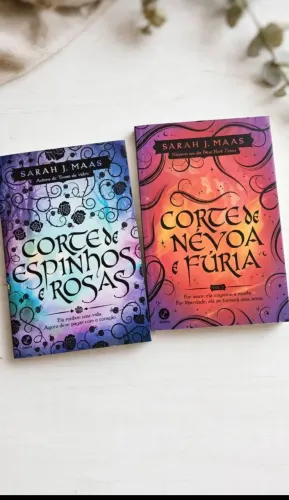 Kit 2 livros acotar, Corte de Espinhos e Rosas + Corte de Névoa e Fúria