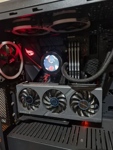 Kit Asus Rog Strix b360h + Intel Core i7 8700 + Fonte EVGA 600W