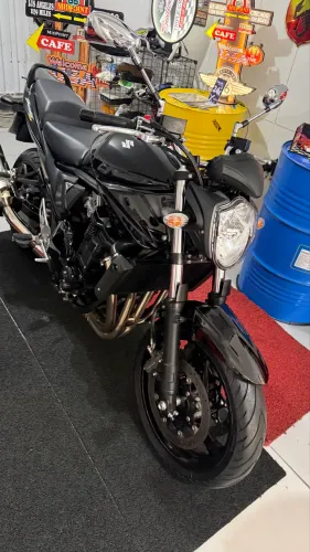 Suzuki Bandit 1250N Raridade somente 19 mil km