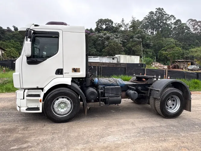 Volvo vm 310 4x2