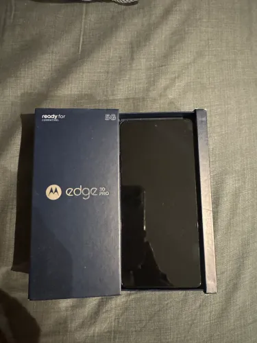 Motorola edge 30 pro
