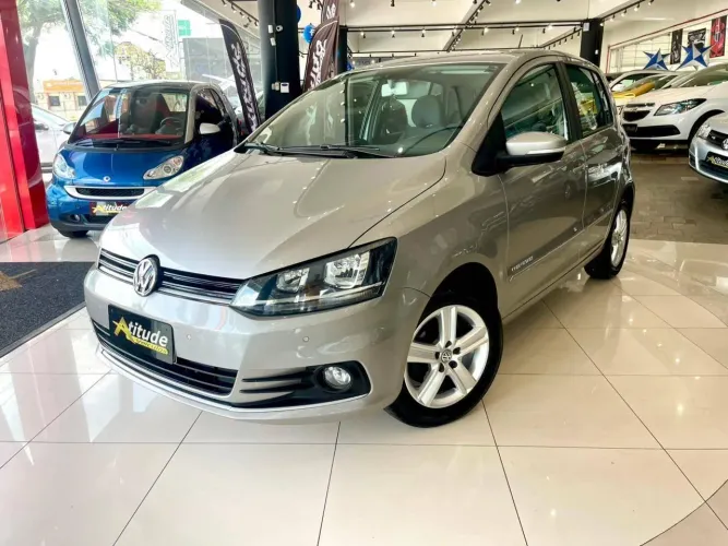 Volkswagen Fox Comfortline 1.6 Flex 8V 5P 2016
