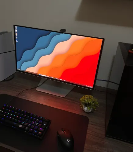 MONITOR SAMSUNG OLED ODYSSEY G6