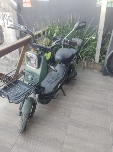 Moto elétrica 