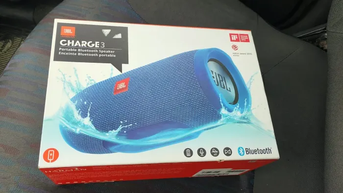 Caixa JBL charge 3