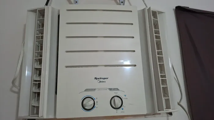 Ar-Condicionado Janela Springer Midea 10.000 BTUs Mecânico (Higienizado)