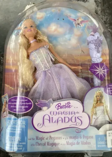 Barbie Princesa Annika Original Mattel - Barbie e a Magia de Aladus na caixa
