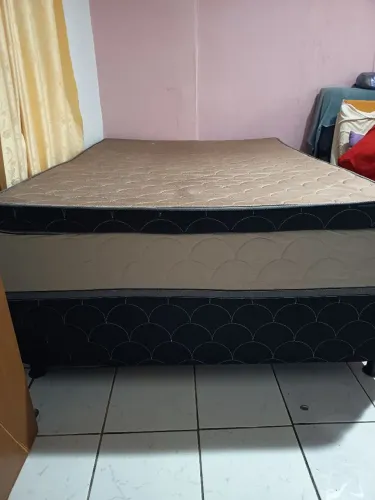 Cama box de casal- Valor a negociar 