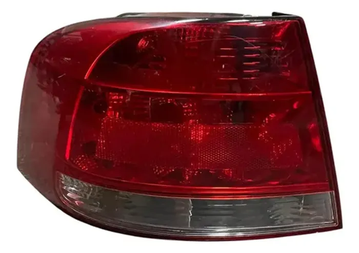 Lanterna Esquerda Vw Voyage G5 2010/2012 Esquerdo/motorista  Esquerdo/motorista Vermelho
