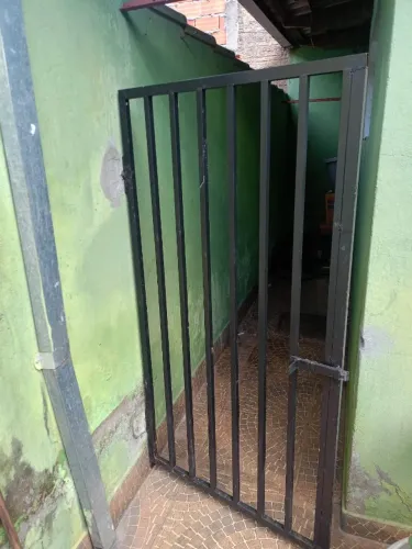 Portão de Grade pequeno 80x150