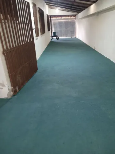 Excelente Casa térreo de 2 Quartos de casal.