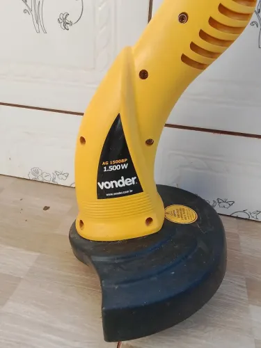 Aparador de grama 1500w