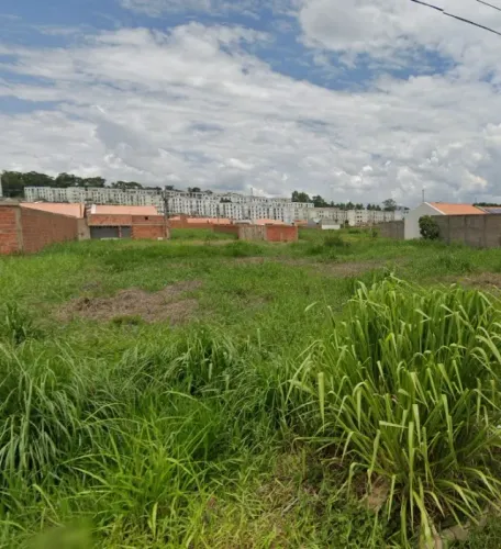 TERRENO NO BONSUCESSO