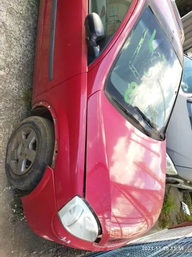 Sucata para retirada de peças Corsa joy
