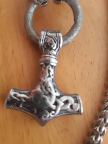 Cordão em aço marreta do Thor